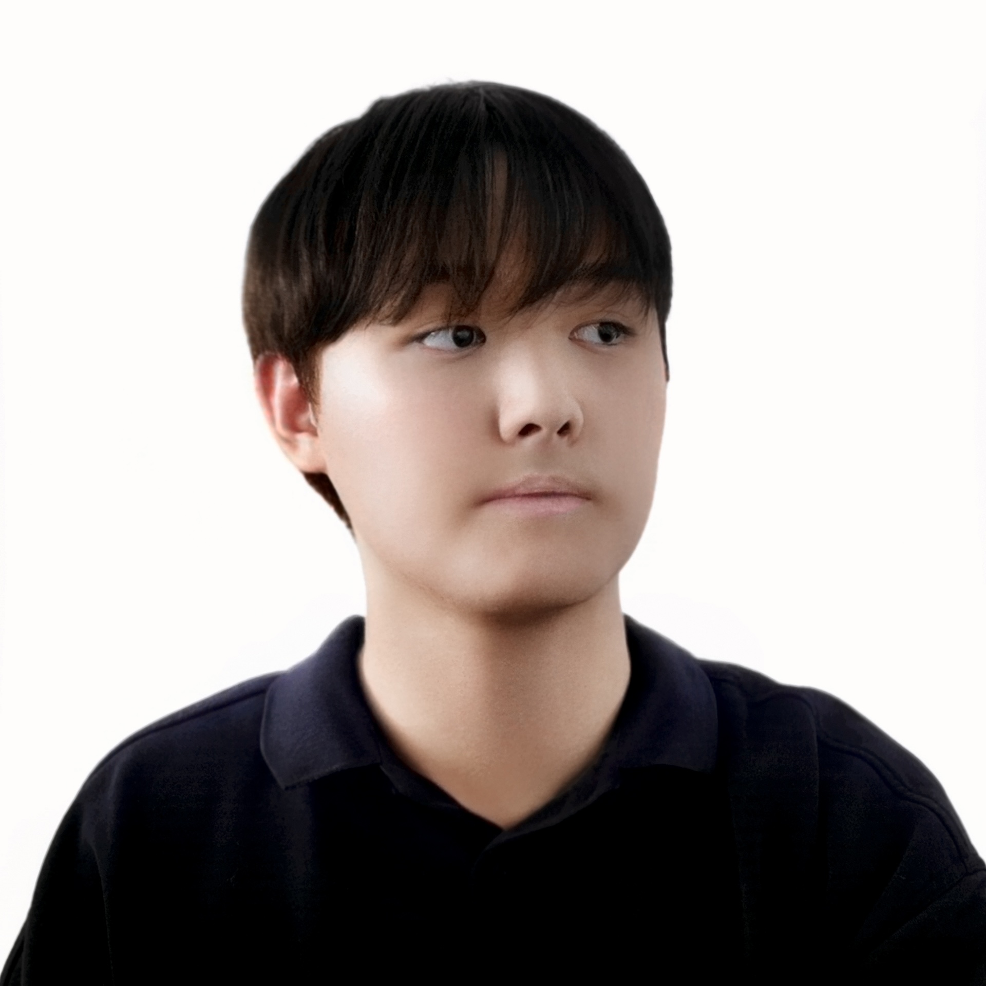 Profile photo of artist jonghoon ahn. 