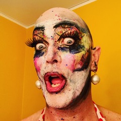 Headshot of performer Taylor Mac