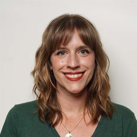 Kristin Showalter Headshot