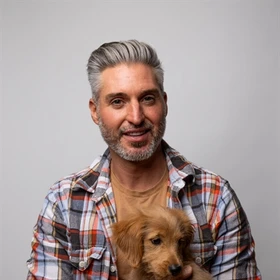 Taso Dimitriadis Headshot