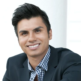 photo of Victor Sandoval Torres