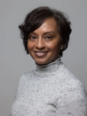 Yasmin Khan Gibsons Headshot