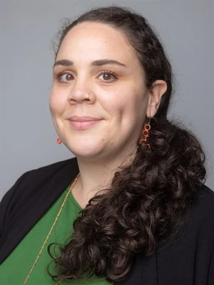 Christine Rosas Headshot