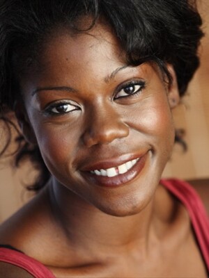 Julanne Chidi Hill Headshot