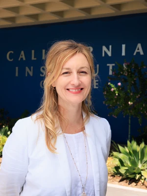 Andrea LeBlanc headshot