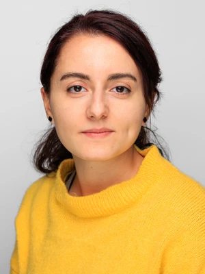 photo of Yasaman Alipour