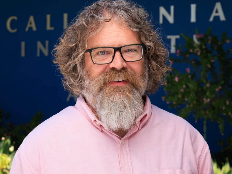 Michael Bryant headshot